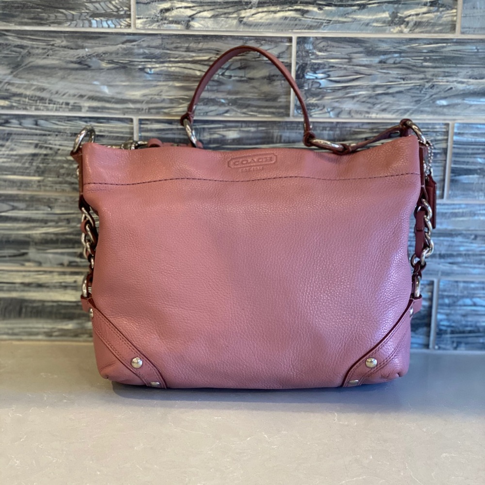 Coach Leather Purse. #014